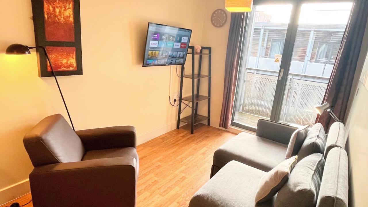 The Arcadian, Birmingham City Centre, By Lark Accommodation Cosy 1-Bedroom Flat Экстерьер фото